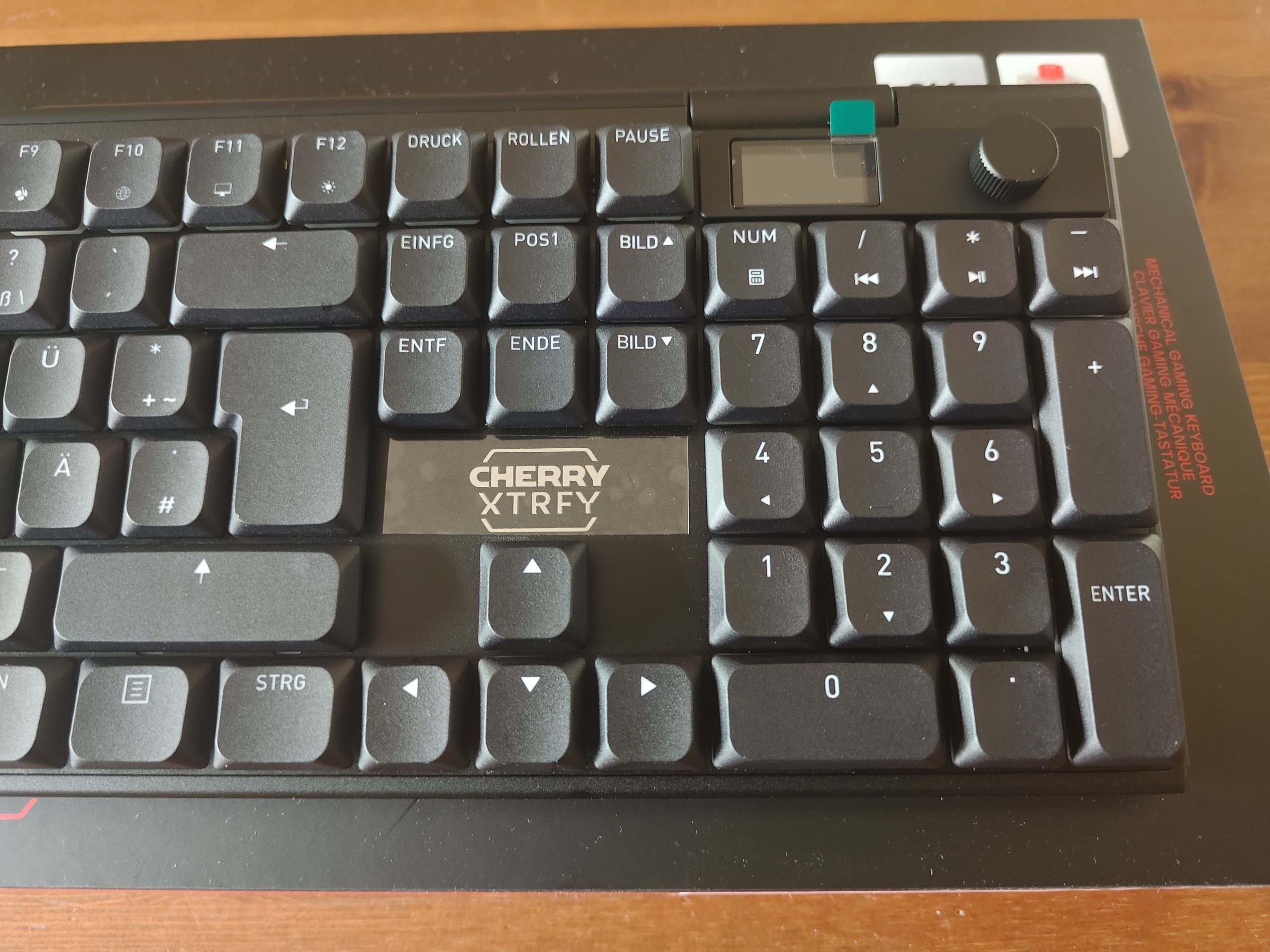Cherry Xtrfy MX 10.1 Wireless: Low-Profile Gaming-Keyboard im Test